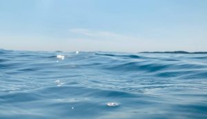 Illustrazione delle onde marine (Pixabay FOTO) - www.marinecue.it