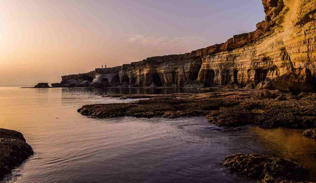 Illustrazione di una costa erosa (Pixabay FOTO) - sciencecue.it