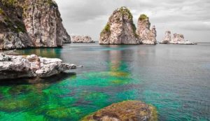 Giornata incorniciare Sicilia spiaggia dorata passeggiata