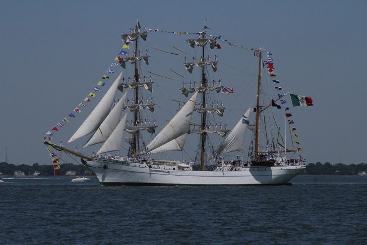 Un'illustrazione della Cuauhtemoc nel 2012 (Wikipedia U.S. Army Corps of Engineers Norfolk District FOTO) - marinecue.it
