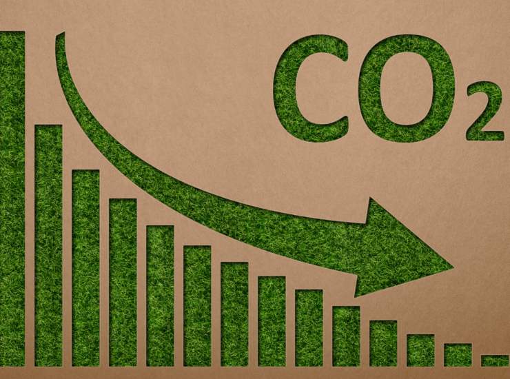 Illustrazione della diminuzione della CO2 (Canva FOTO) - marinecue.it