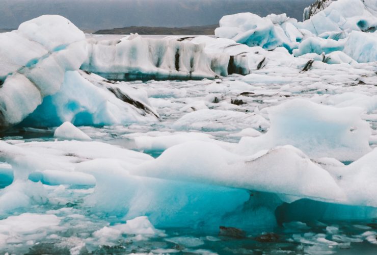 Illustrazione dello scioglimento dei ghiacciai (Canva FOTO) - marinecue.it