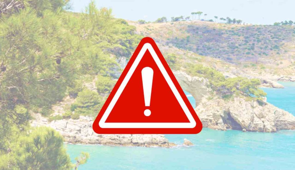 Illustrazione di un pericolo nel Gargano (Canva FOTO) - marinecue.it