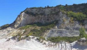 Illustrazione dei Campi Flegrei (Canva FOTO) - marinecue.it
