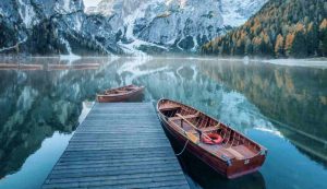 Illustrazione di un lago (Canva FOTO) - marinecue.it