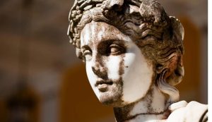Statua greca