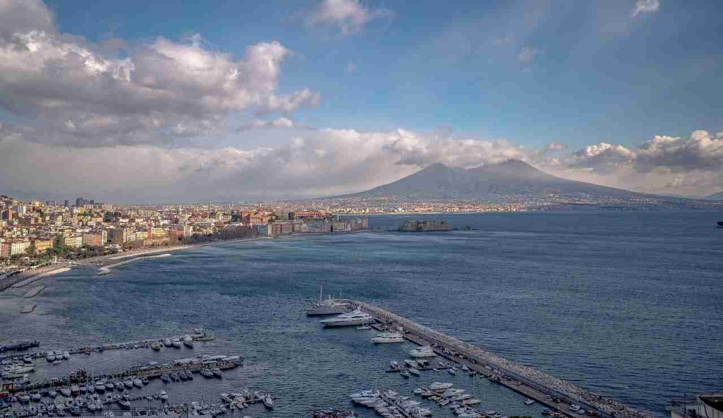 Golfo di Napoli (Pixabay foto) - www.marinecue.it