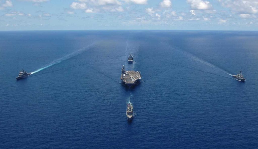 Illustrazione di alcune navi da guerra (Pixabay FOTO) - marinecue.it