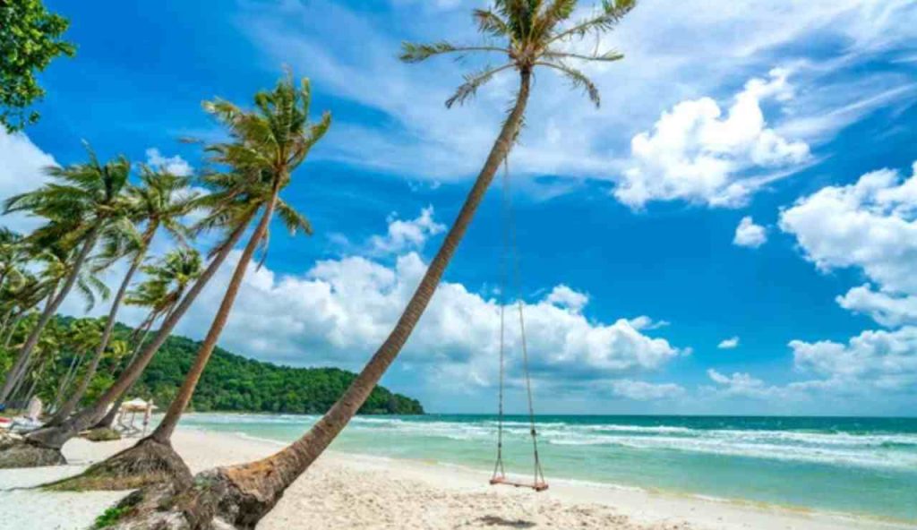 Spiaggia da sogno su quest'isola (Depositphotos foto) - www.marinecue.it